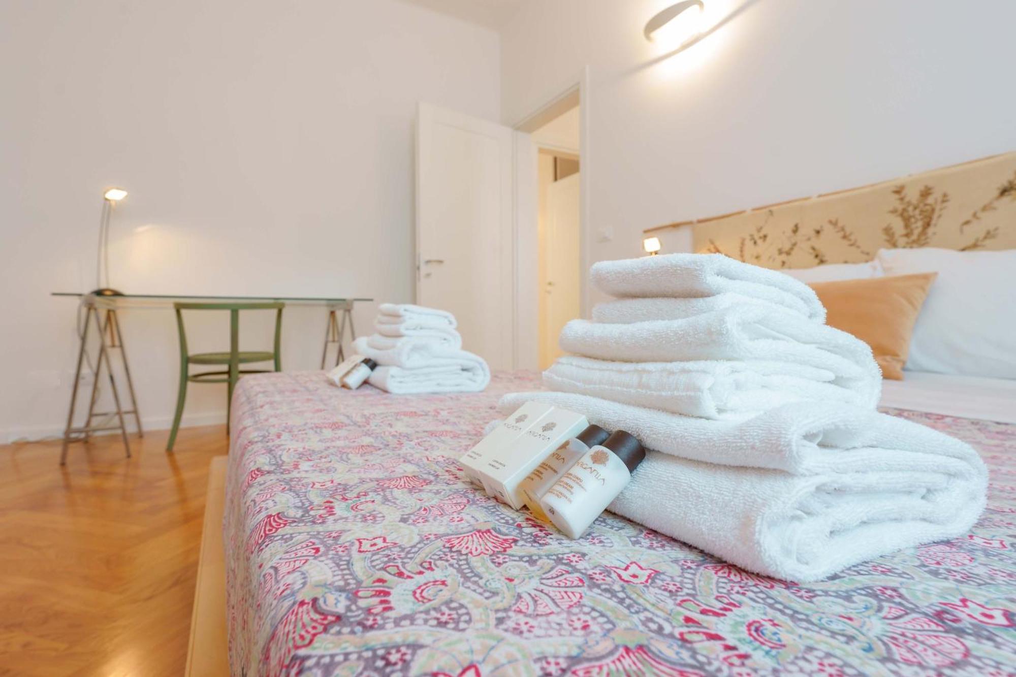 Casa Bradamanti Apartment โบโลญญา ภายนอก รูปภาพ